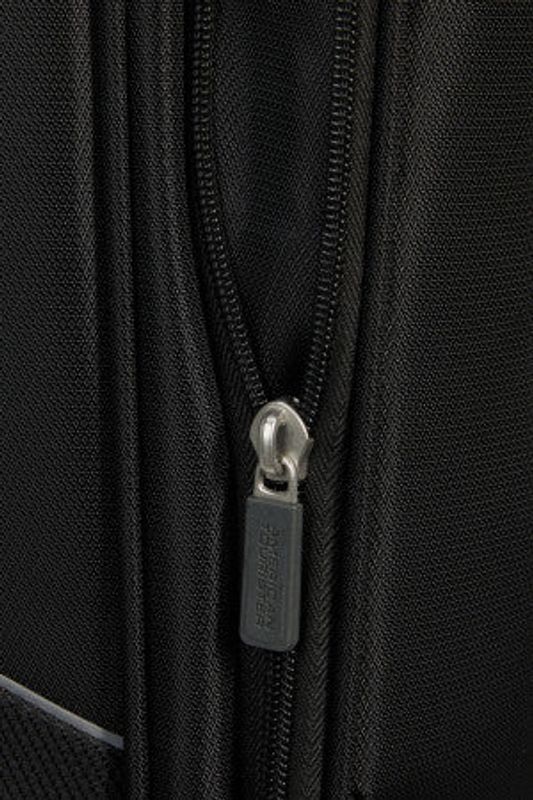 American Tourister Kabinväska Summerride exp 55 cm svart
