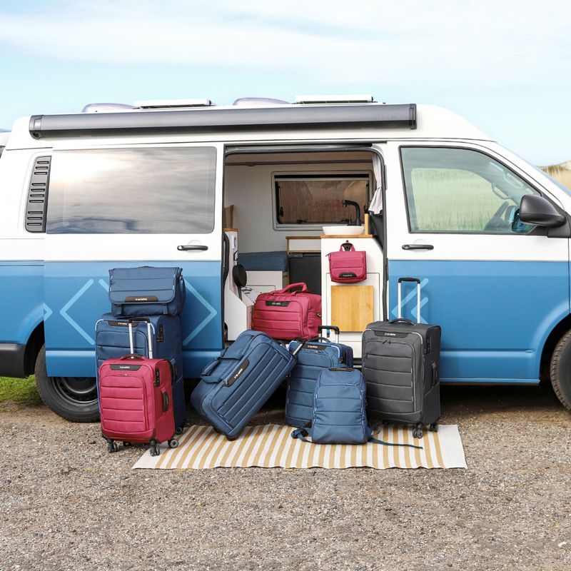 Travelite Skaii M 67 cm exp röd